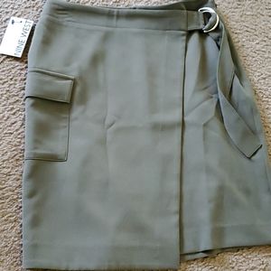 Women skirt